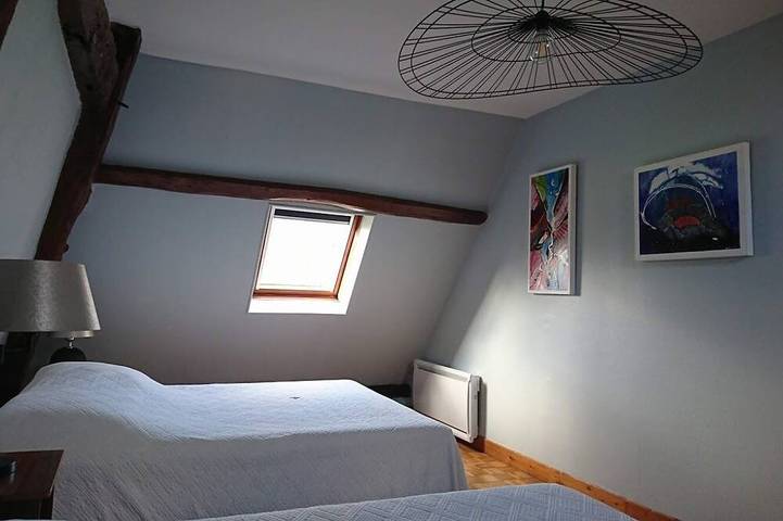 Location de vacances pour 13 personnes, avec jardin dans Canville-les-Deux-Églises - 2