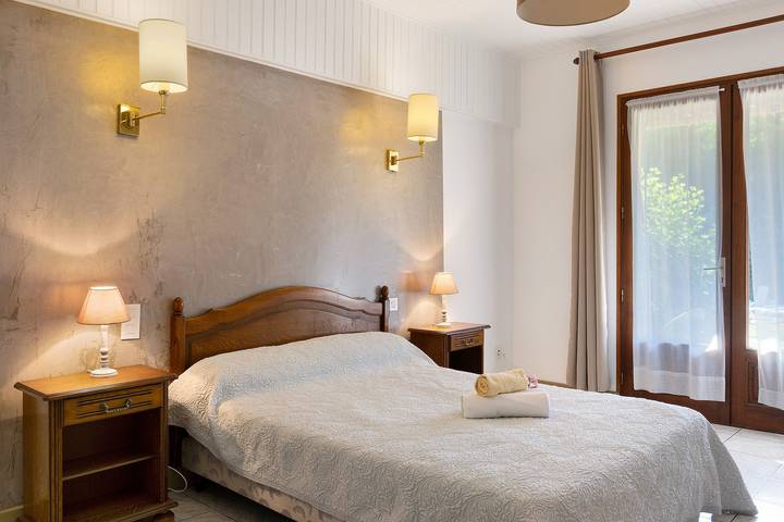 Habitación de huéspedes 4 con piscina in Saint-Pompont, Périgord Noir
