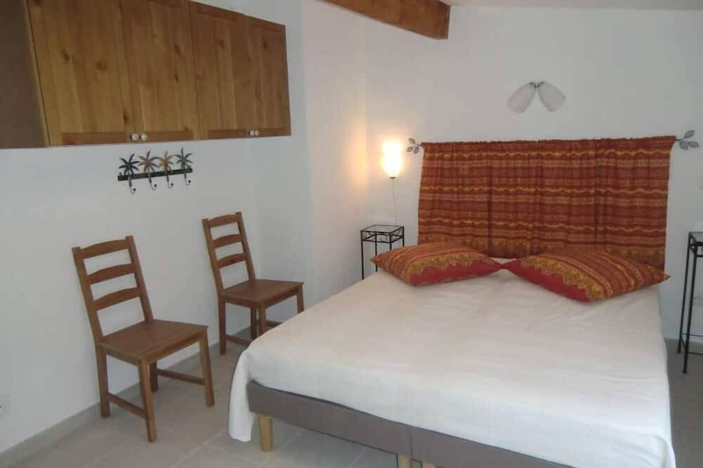 Ferienhaus „Lou Rai“ mit schönem Pool und Kanus am Fluss – Grüne Provence in Le Thoronet, Draguignan Region