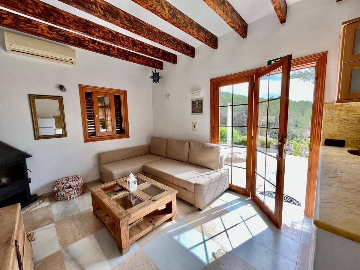 Apartamento inteiro, Apartamentos Pinosol in Santa Eulària des Riu, Ibiza (Leste)