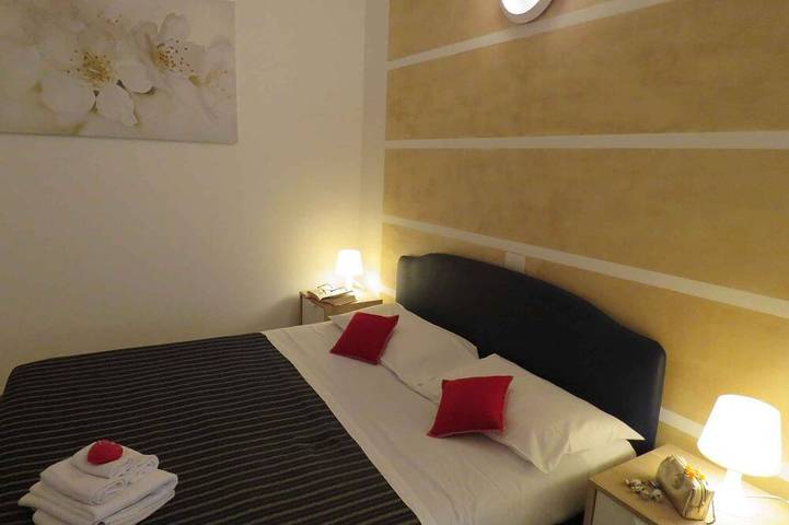 Apartamento entero, Apartamento de vacaciones con balcón y aire acondicionado in Fogliano Marina, Riccione