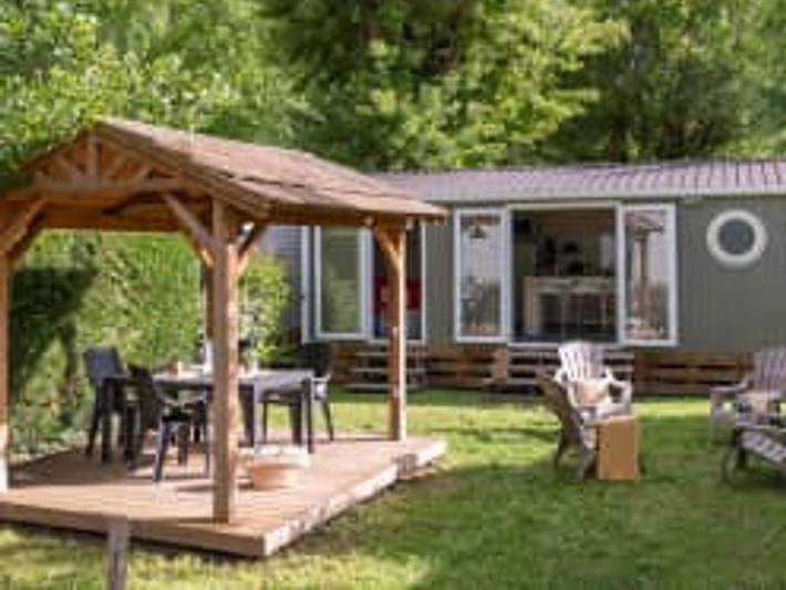 Camping pour 4 personnes, avec bassin pour enfant à Millau - 2