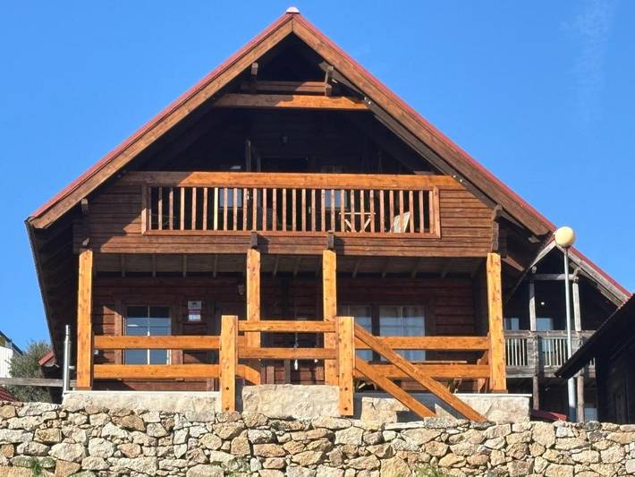 Chalet para 6 pessoas, com vista e terraço, com animais de estimação em Covilhã