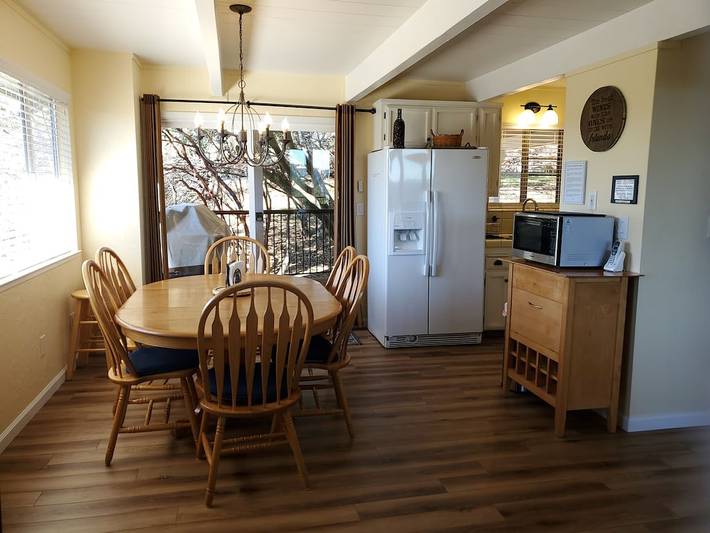 Vacation rental for 8 people, with pool and balcony in Groveland (CA)