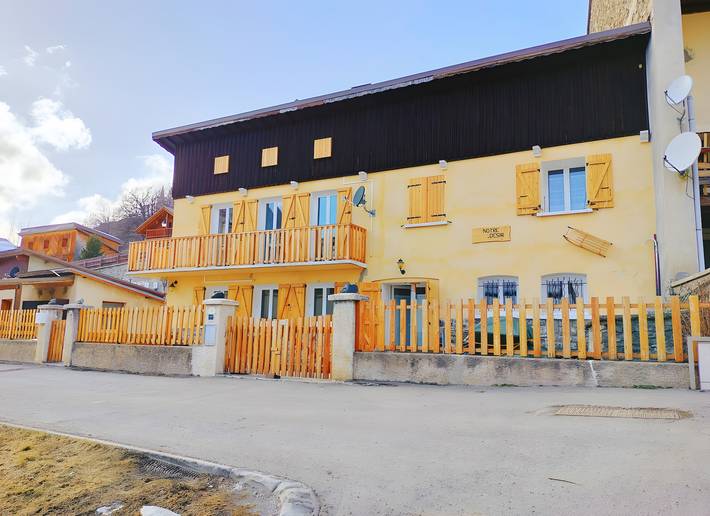 Gîte pour 5 personnes, avec jardin, adapté aux familles