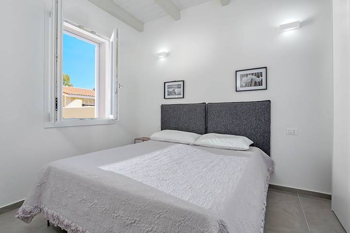 Villa Maria – villa neuve avec jardin à Valledoria in Codaruina/Valledoria, Valledoria