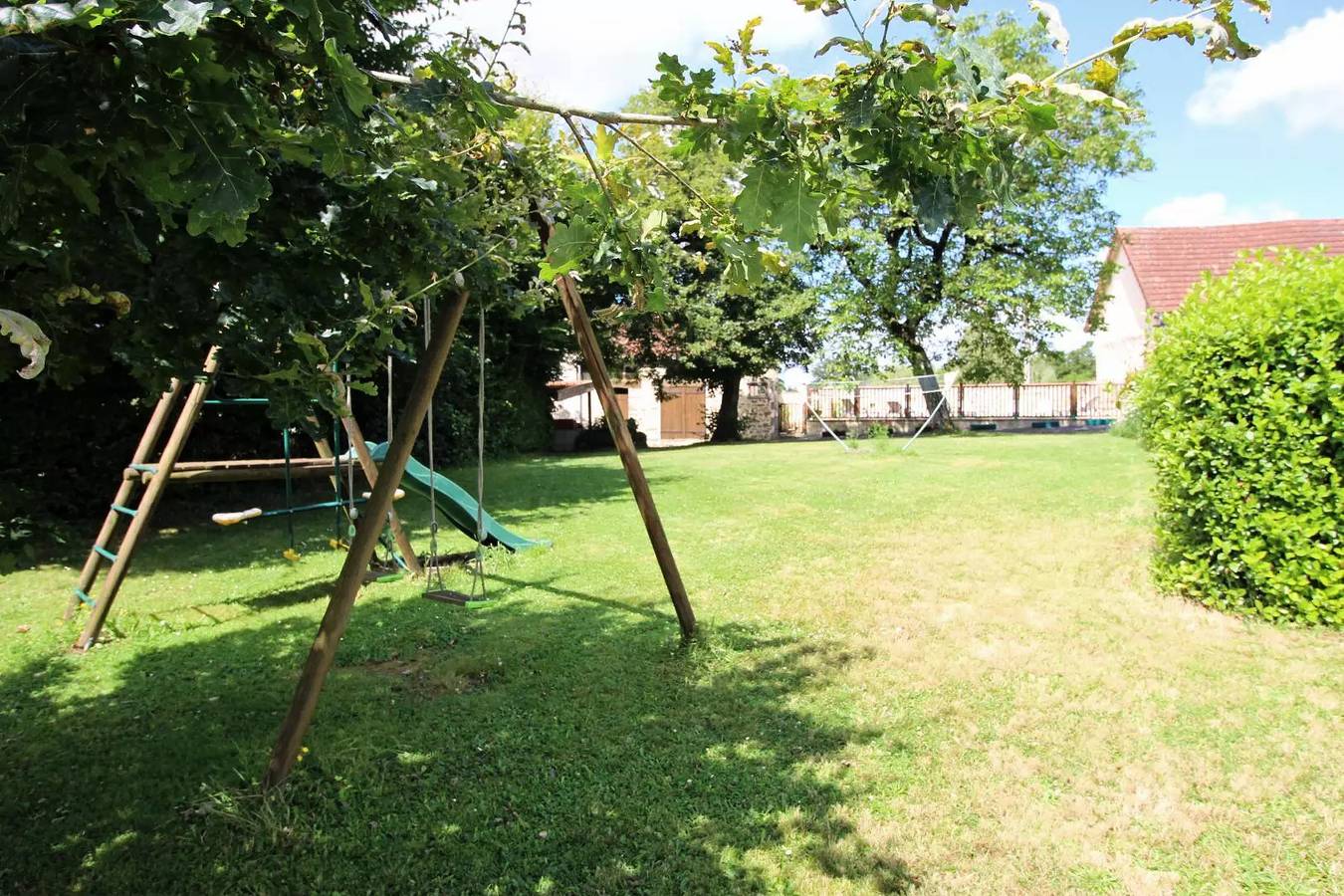 Casa rural de Francia 12 personas in Arnac-la-Poste, Región de Bellac