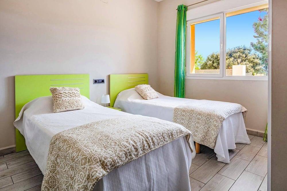 Villa Pomera Tres by Villa Plus in Beniarbeig, Costa Blanca