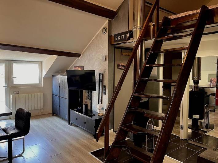 Gîte pour 6 personnes, avec jardin dans Valserhône - 4