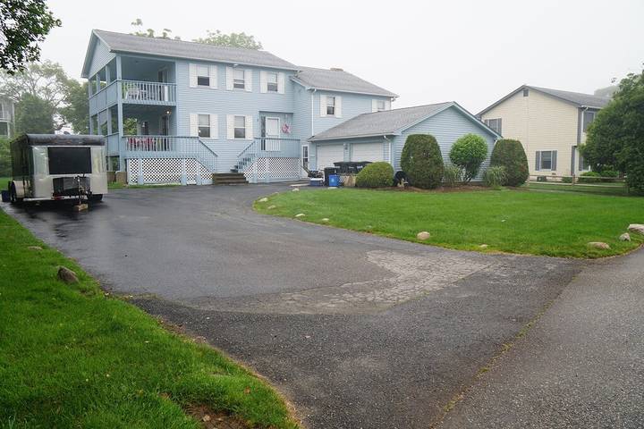 Vacation rental for 14 people, with terrace in Narragansett