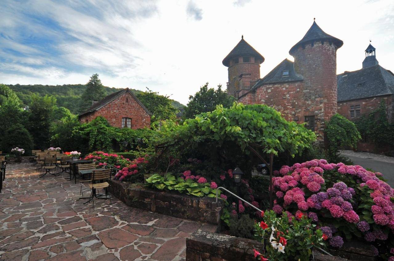 Budget Double Room in Collonges-la-Rouge, Région de Brive-la-Gaillarde