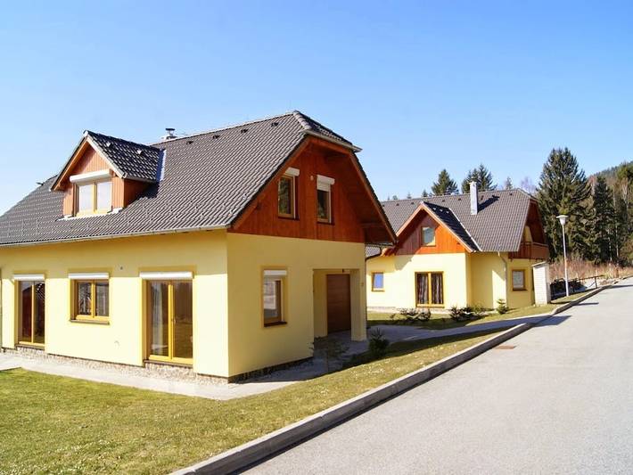 Vakantiehuis voor 8 personen, met Balkon en Terras in Lipno