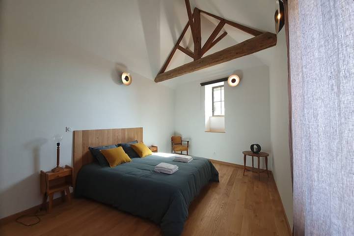 Location de vacances pour 8 personnes, avec terrasse à Iguerande - 4