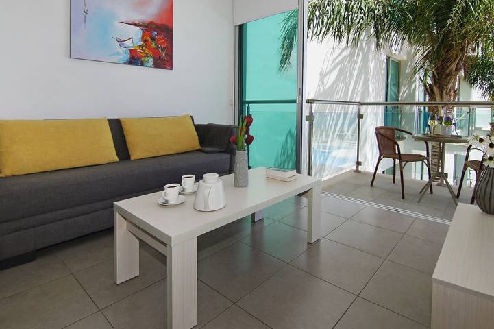 Gîte pour 3 personnes, avec piscine et balcon à Chypre - 3