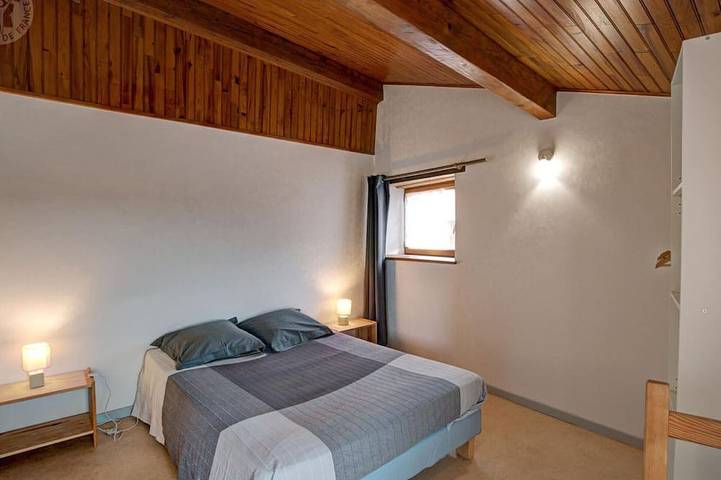 Gîte pour 6 personnes, avec jardin à Saint-Médard-en-Forez - 4