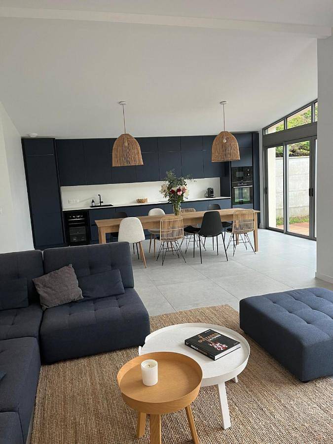 Four-Bedroom House in La Celle-sous-Gouzon, Région de Guéret