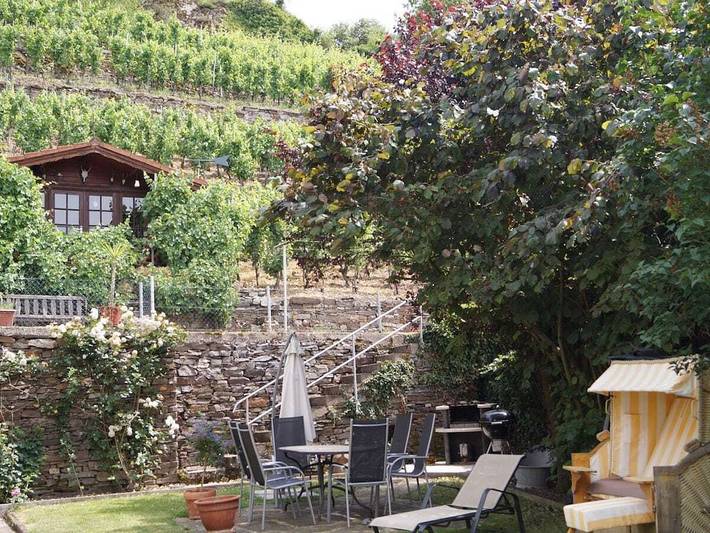 Ferienhaus für 2 Personen, mit Garten in Alken