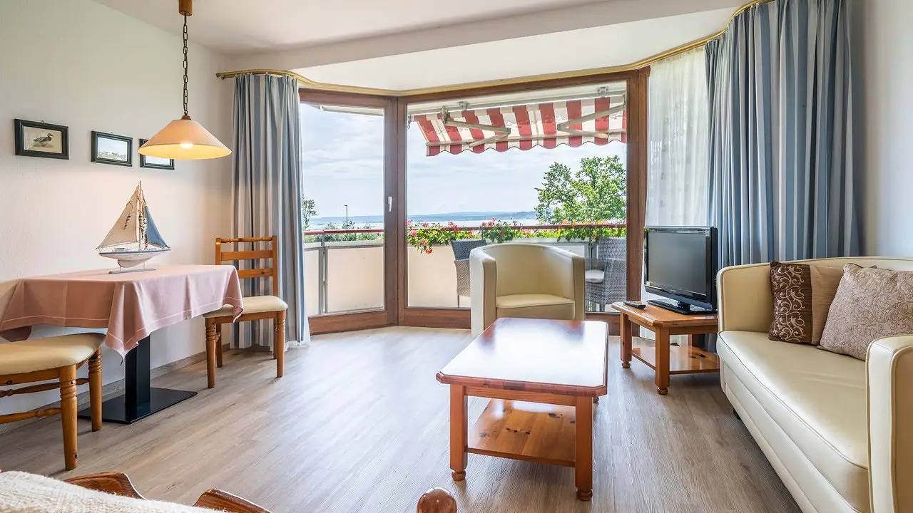 Ganze Ferienwohnung, Ferienwohnung für 2 Personen (34 m²) in Uhldingen-Mühlhofen in Unteruhldingen, Uhldingen-Mühlhofen