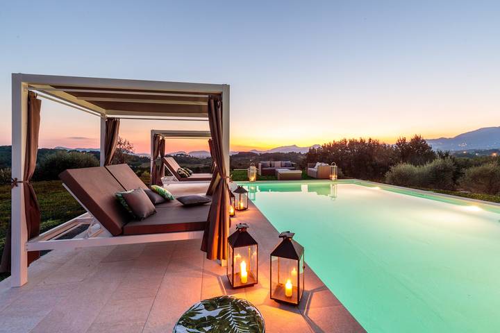Villa für 20 Personen, mit Garten und Whirlpool sowie Balkon - 1