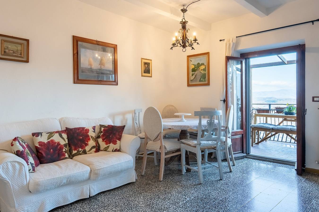 Ganze Wohnung, Apartment 'Casa Resi - Le Case di Quota' in einem mittelalterlichen Dorf bei Poppi in Quota, Poppi