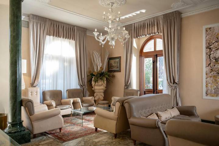 Hôtel pour 3 personnes, avec terrasse