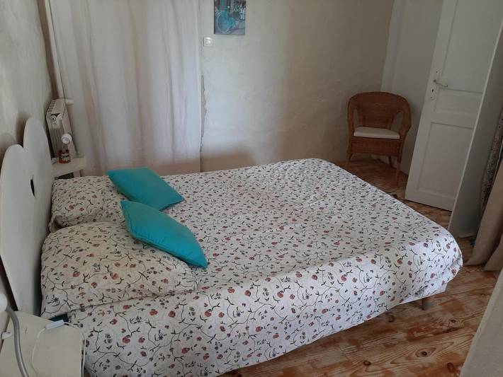Gîte pour 2 personnes, avec piscine et jardin, animaux acceptés à Pouillon - 3
