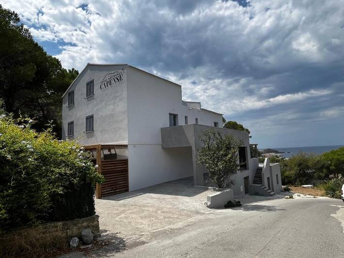 Cottage pour 2 personnes, avec terrasse dans Port de Centuri