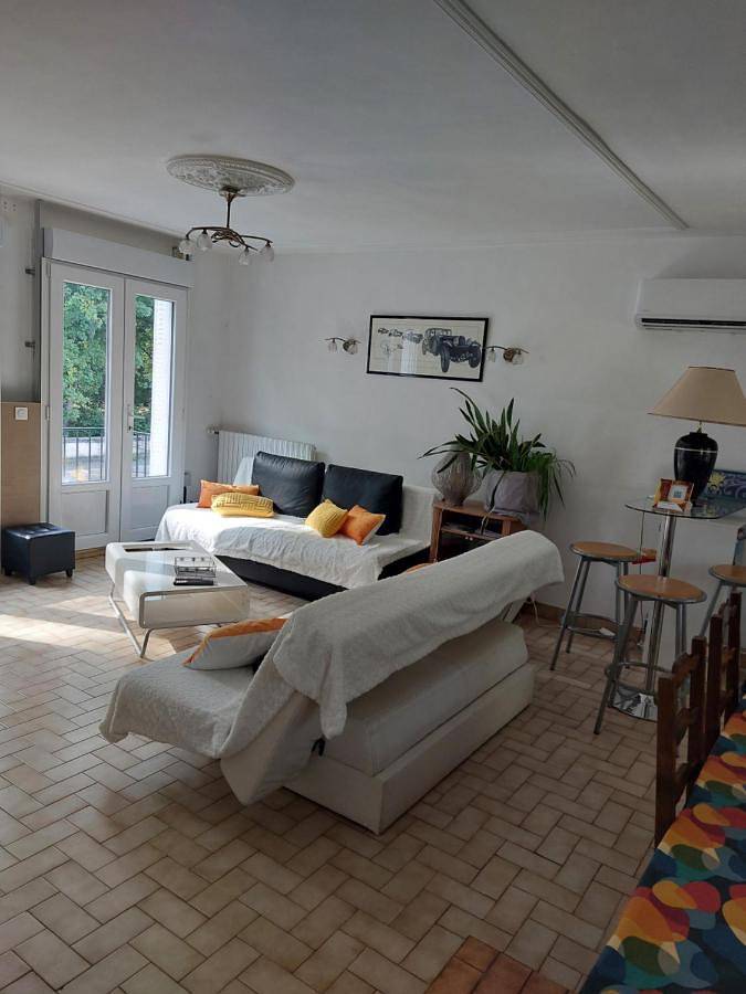 Location de vacances pour 8 personnes, avec vue et jardin, animaux acceptés à Pocé-sur-Cisse - 3