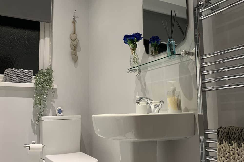 Rose Cottage - Hot Tub - Town Centre in Morpeth, Northumberland