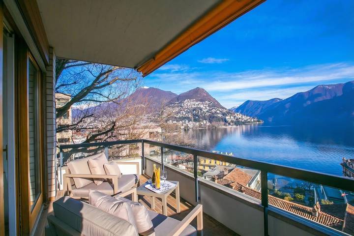 Ferienwohnung für 4 Personen, mit Seeblick und Balkon sowie Kinderpool, kinderfreundlich - 1