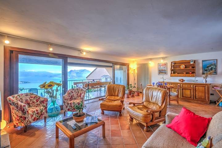 Ferienwohnung für 4 Personen, mit Seeblick und Terrasse, kinderfreundlich in Comune di Stresa - 2