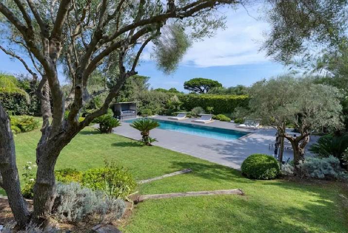 Villa für 12 Personen, mit Pool und Ausblick sowie Garten - 1