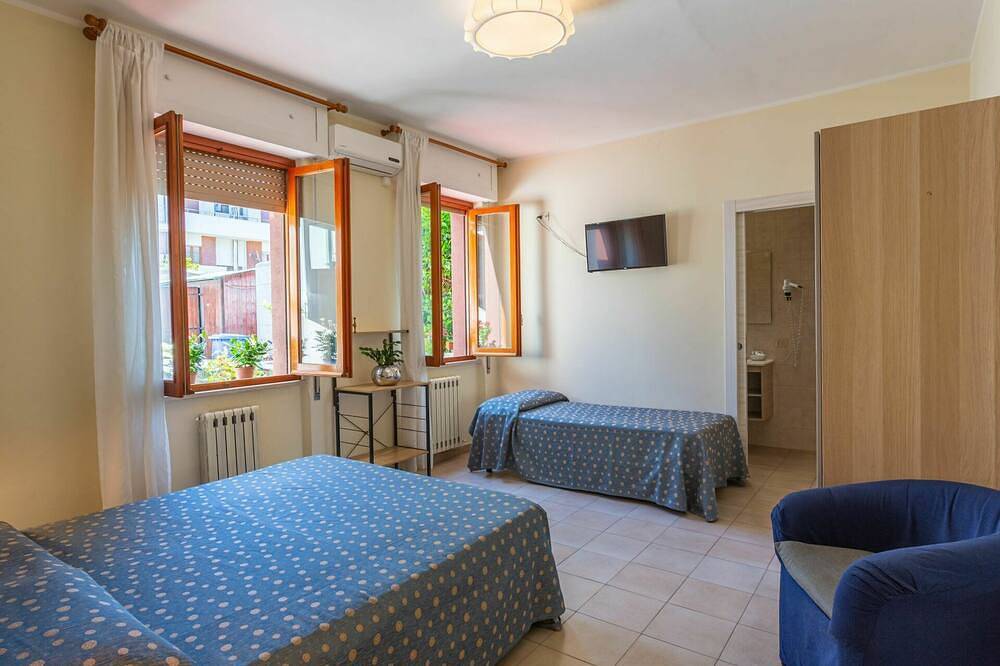 Apartamento entero, Bonito apartamento para 5 personas con A/C, Wifi, Tv, terraza y aparcamiento in Francavilla al Mare, Provincia de Chieti