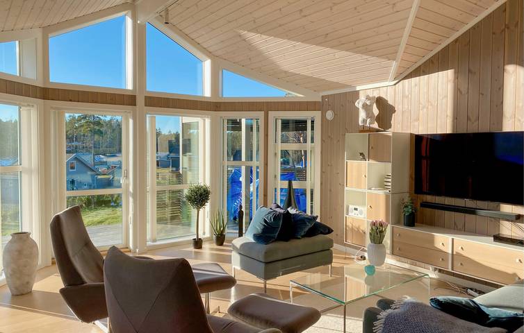 Ferienhaus für 6 Personen, mit Terrasse und Garten in Arendal - 4