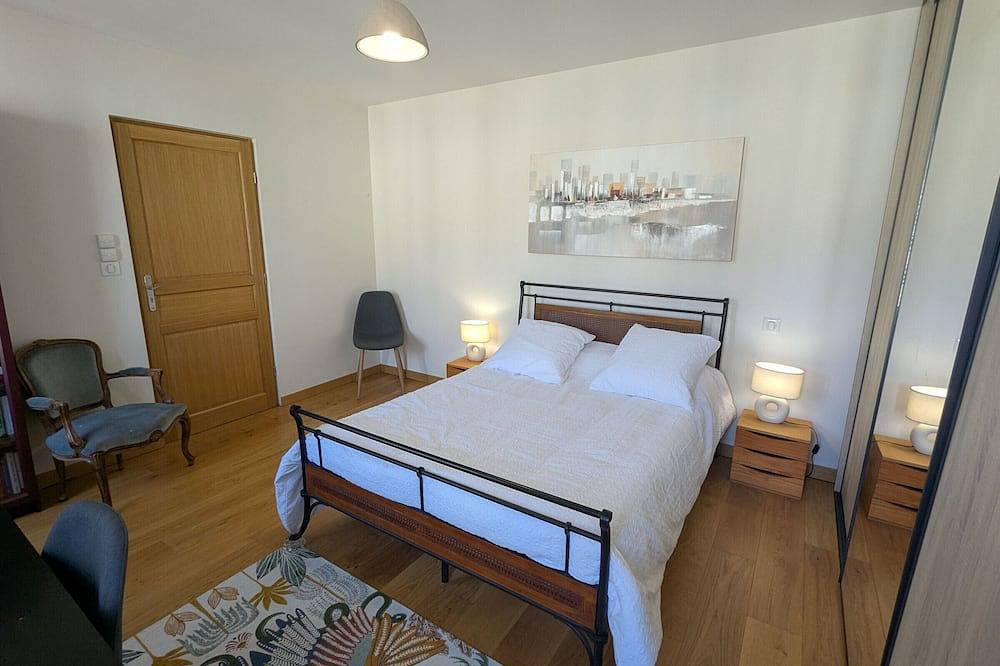 Appartement entier, Appartement lumineux au cœur de Montargis avec vue sur le canal in Montargis, Région de Montargis