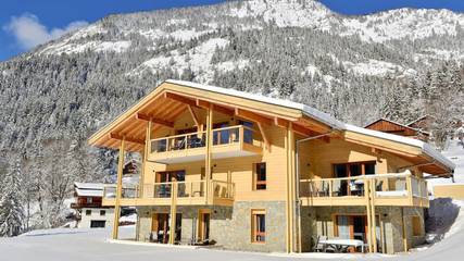Chalet pour 8 personnes, avec sauna et piscine à Abondance