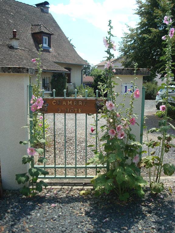 La Maison Rose - Chambre in Ytrac, Région d'Aurillac