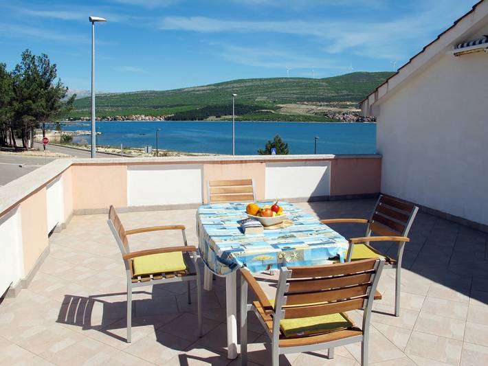 Ferienwohnung für 6 Personen, mit Balkon und Terrasse sowie Garten in Zadar - 3