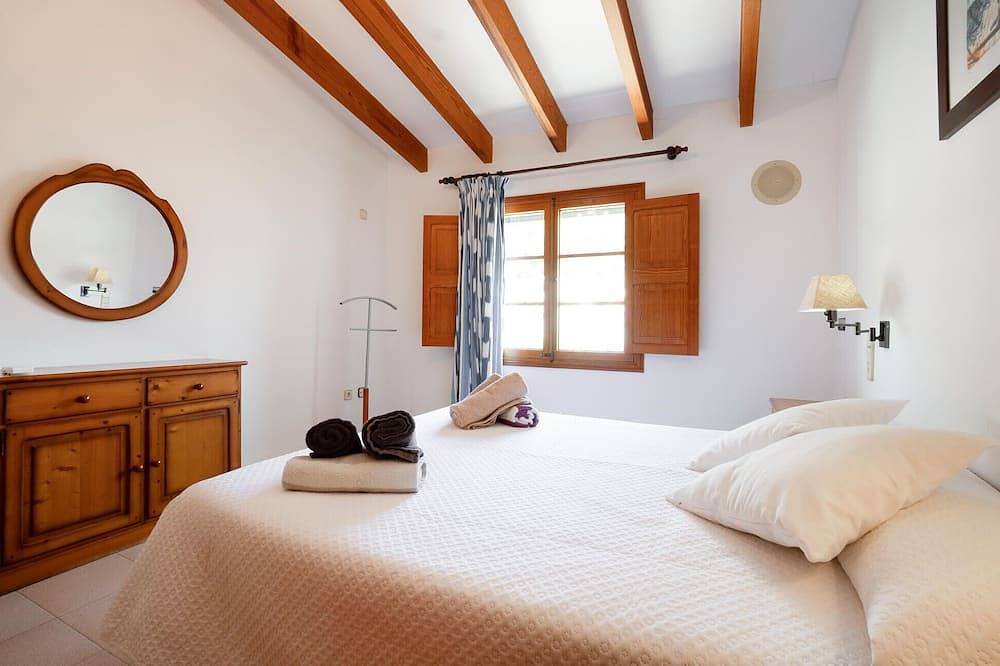 Stunning home in Caimari with Wifi in Caimari, Selva