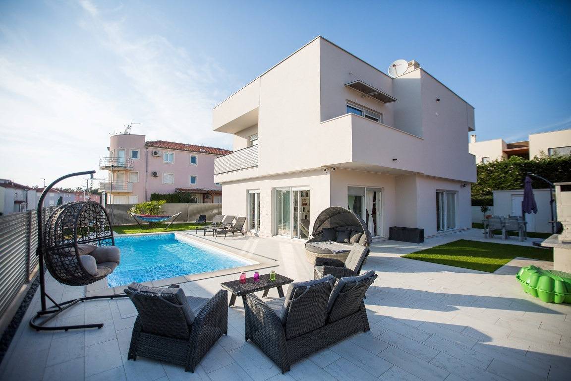 Villa Virtus in Karigador mit privatem Pool zu vermieten in Karigador, Općina Brtonigla