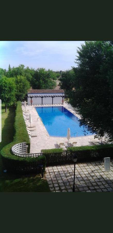 Hotel para 2 personas, con piscina además de jardín y vistas - 1
