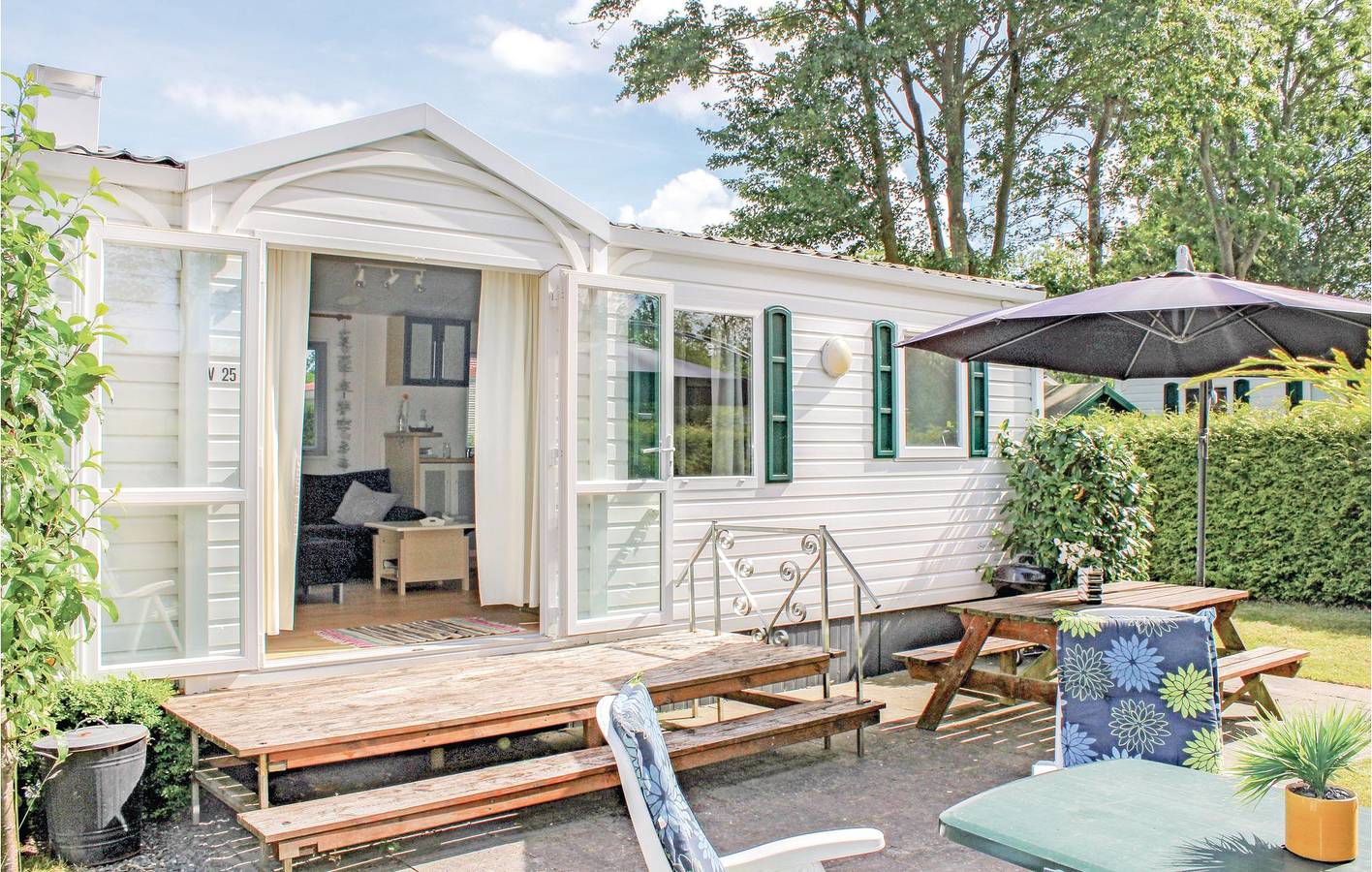 Holiday home for 4 people with pool in Franekeradeel, North Sea Netherlands