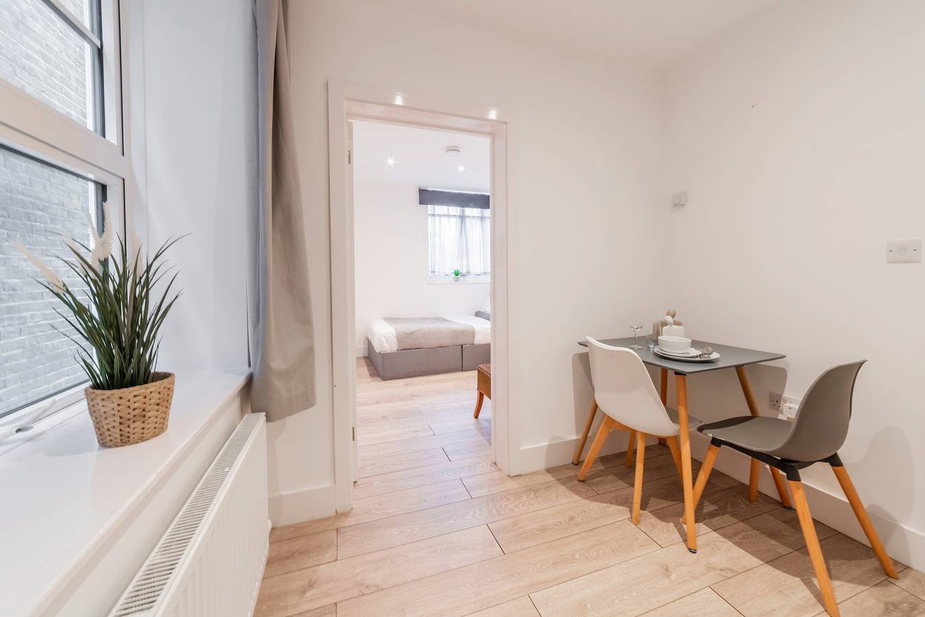 Ganze Ferienwohnung, Central - Stay 2 - Near Transport - Parking - Wifi in Kent