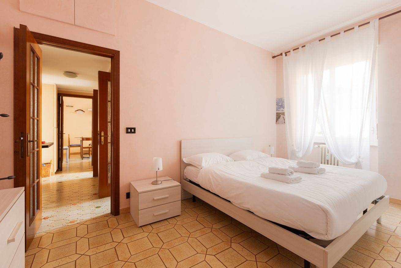 Appartamento intero, Apt con balcone- M3 Maciachini in Milano, Provincia di Milano