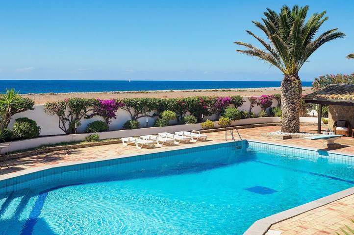 Villa pour 6 personnes, avec terrasse et piscine à San Vito Lo Capo