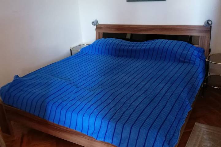 Ganze Wohnung, Luxus-Appartement mit Panoramameerblick in Tisno, nur 100 Stufen zum Meer in Tisno, Dalmatinisches Festland
