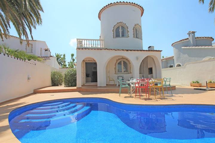 Chalet para 8 personas, con terraza en Ampuriabrava