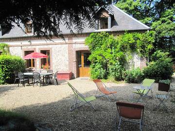 Gîte pour 6 personnes, avec terrasse et jardin à Villainville