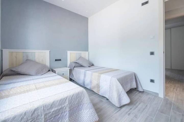 Villa pour 6 personnes, avec balcon et piscine à Calafell - 3