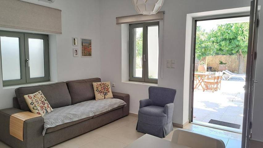 Gîte pour 4 personnes, avec terrasse et jardin dans Myrtos - 3